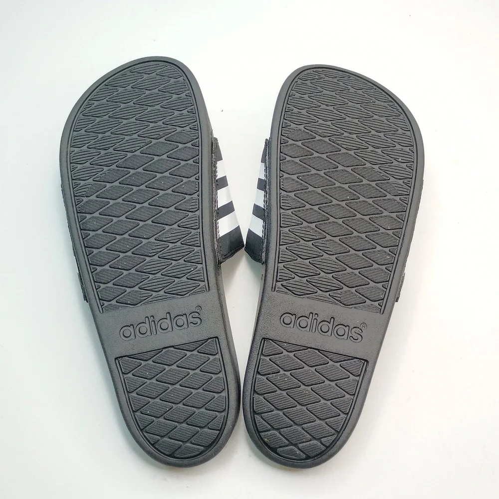 Adidas Adilette Comfort Slides Men Size 8 Black White JS4313 Sportswear